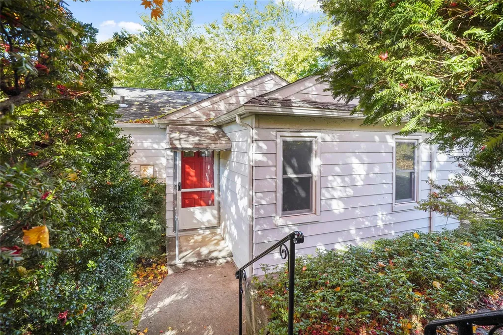 87 (aka 89) Arthur Place Yonkers NY 10701