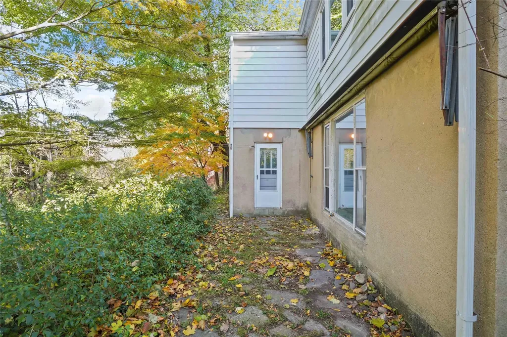 87 (aka 89) Arthur Place Yonkers NY 10701