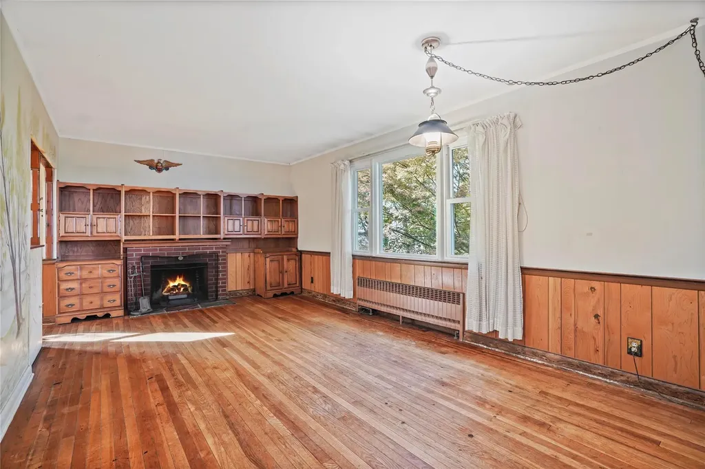87 (aka 89) Arthur Place Yonkers NY 10701