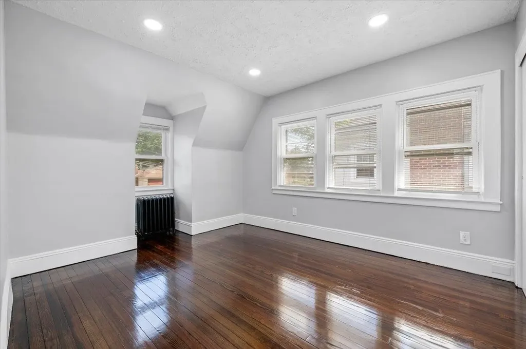 2386 Gale Avenue Baldwin NY 11510