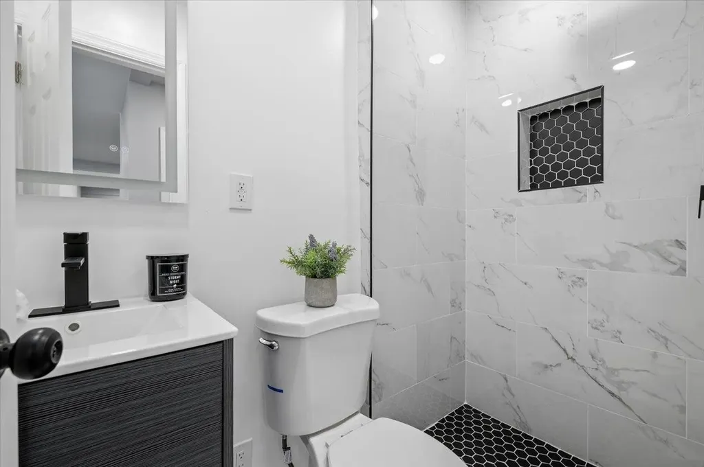 2386 Gale Avenue Baldwin NY 11510