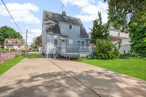 2386 Gale Avenue Baldwin NY 11510