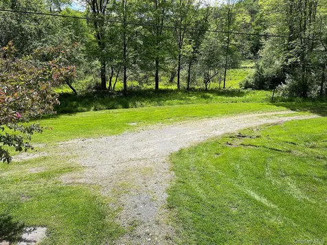 12 Henderson Road Fremont NY 12741