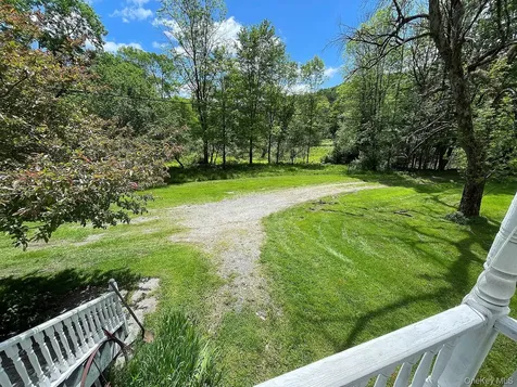 12 Henderson Road Fremont NY 12741