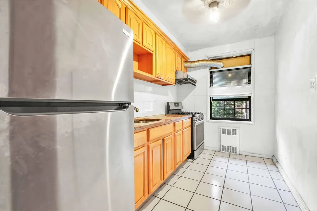 142-21 26th Avenue Flushing NY 11354