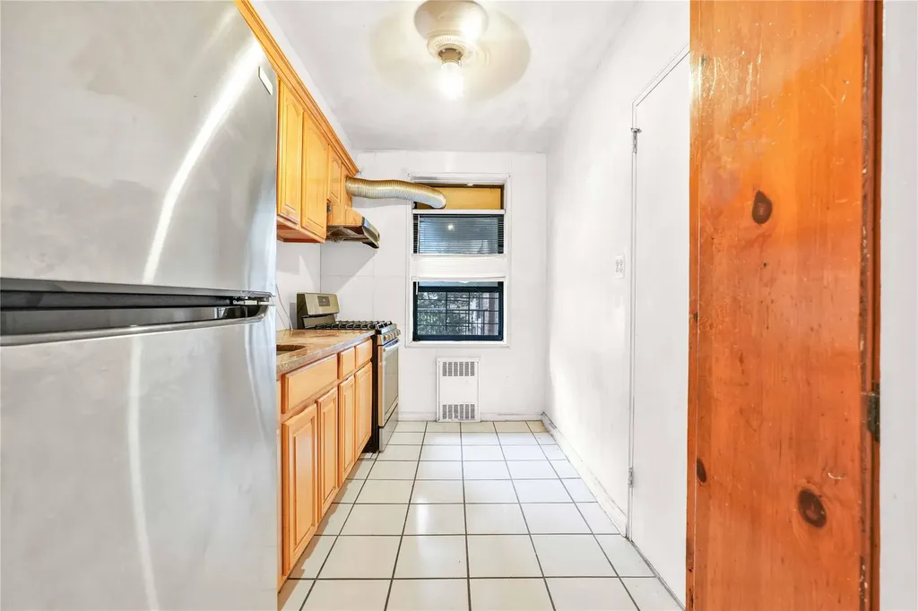 142-21 26th Avenue Flushing NY 11354