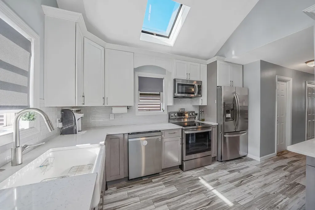 1203 Cross Bay Boulevard Broad Channel NY 11693