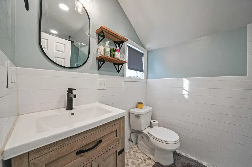 1203 Cross Bay Boulevard Broad Channel NY 11693