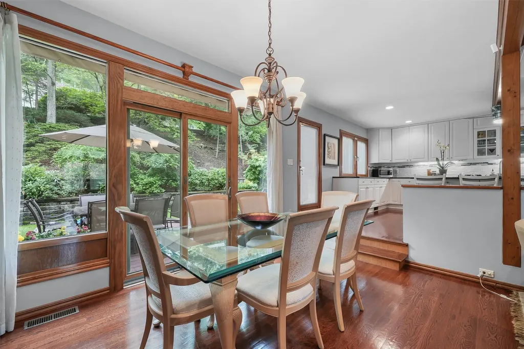 6 Deer Ridge Road Mount Kisco NY 10549