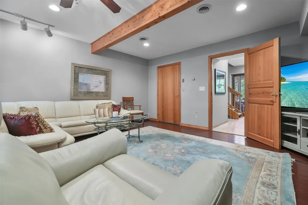 6 Deer Ridge Road Mount Kisco NY 10549