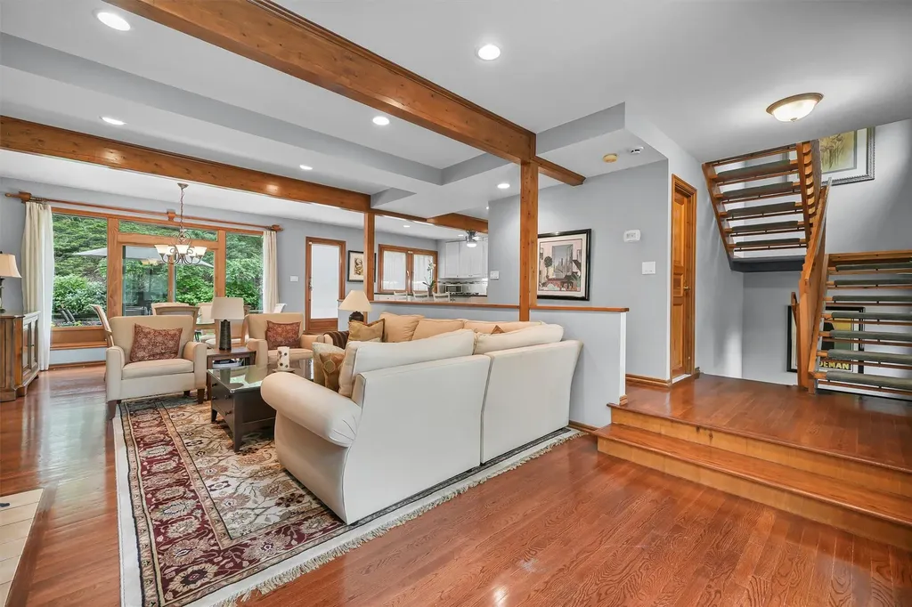 6 Deer Ridge Road Mount Kisco NY 10549