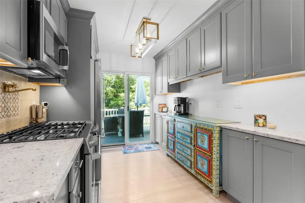 185 Harriman Road Mount Kisco NY 10549