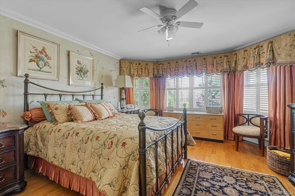 4 Point Crescent Malba NY 11357