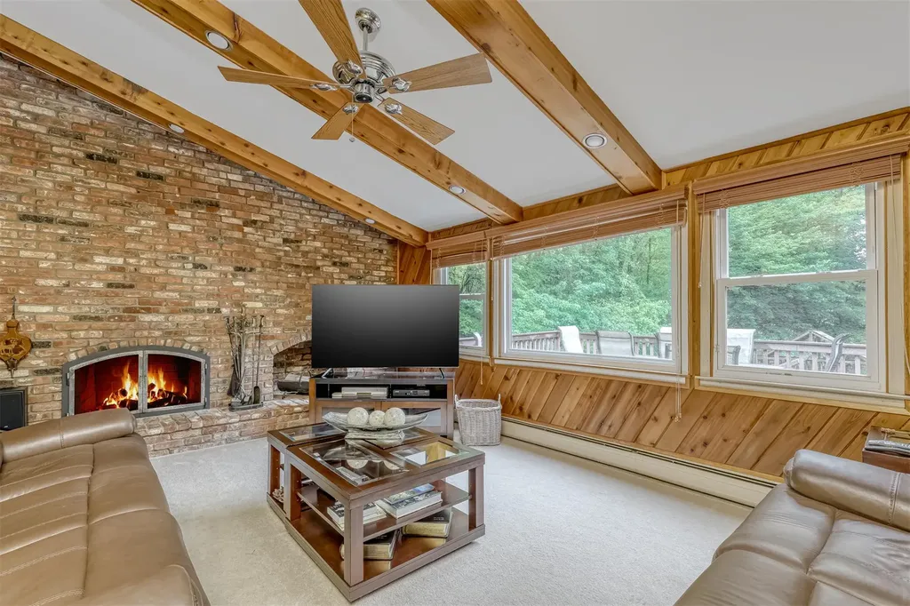 11 Kings Gate Road Suffern NY 10901