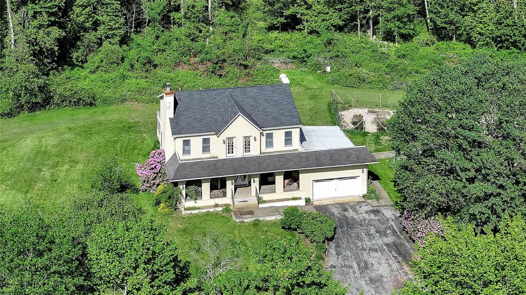 87 Mill Street Wallkill NY 12589