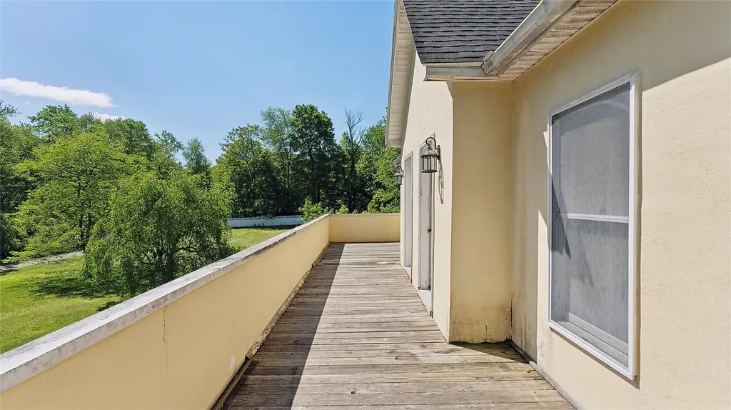 87 Mill Street Wallkill NY 12589
