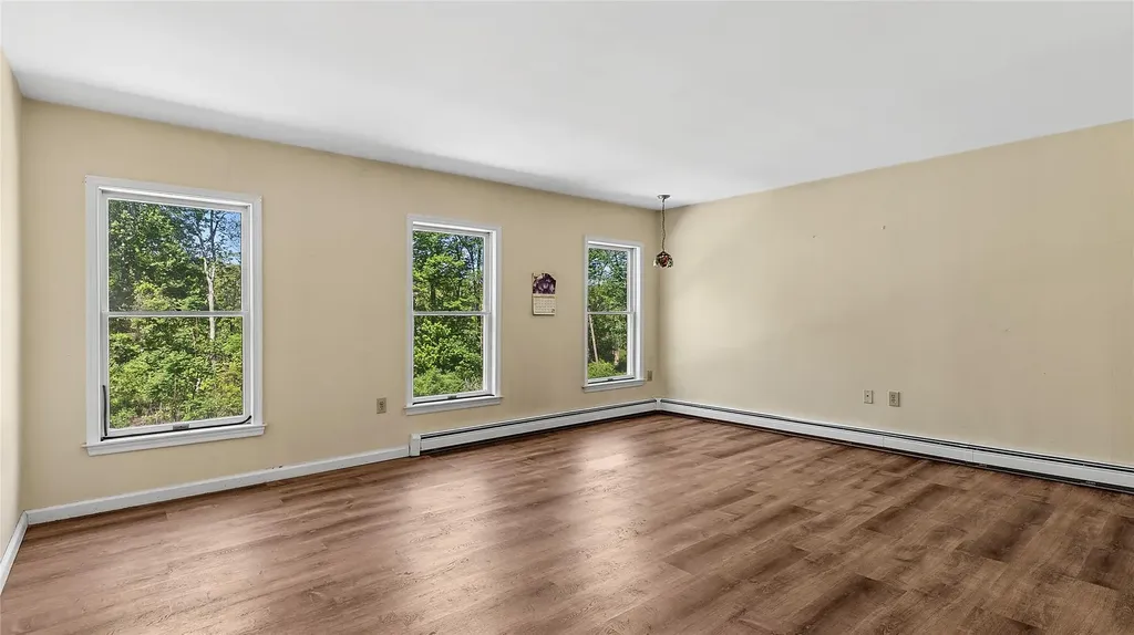 87 Mill Street Wallkill NY 12589