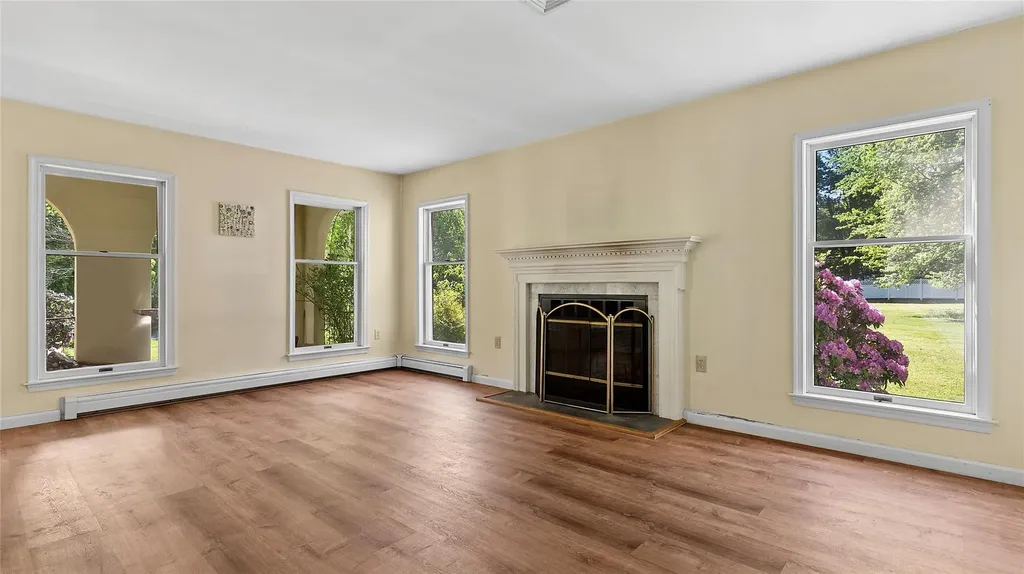87 Mill Street Wallkill NY 12589