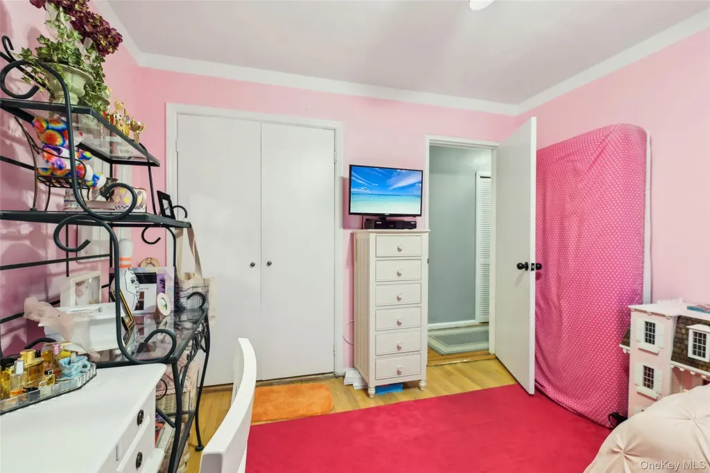 1213 East Broadway Hewlett NY 11557