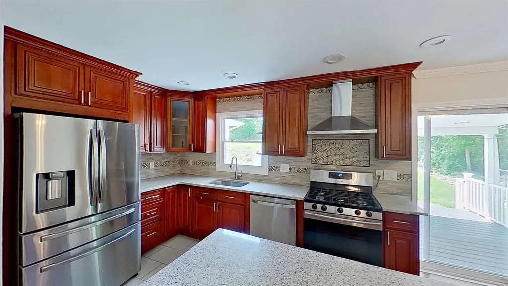 30 Stephanie Lane Poughkeepsie NY 12603