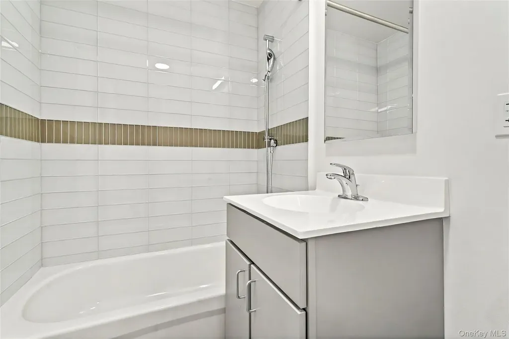 355 Bronx River Avenue Bronx NY 10473