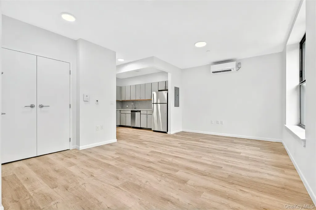 355 Bronx River Avenue Bronx NY 10473