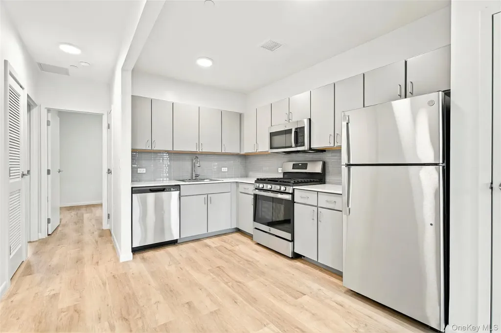 1727 Lacombe Avenue Bronx NY 10473