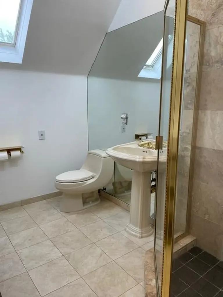 96 Grassmere Avenue Oakdale NY 11769