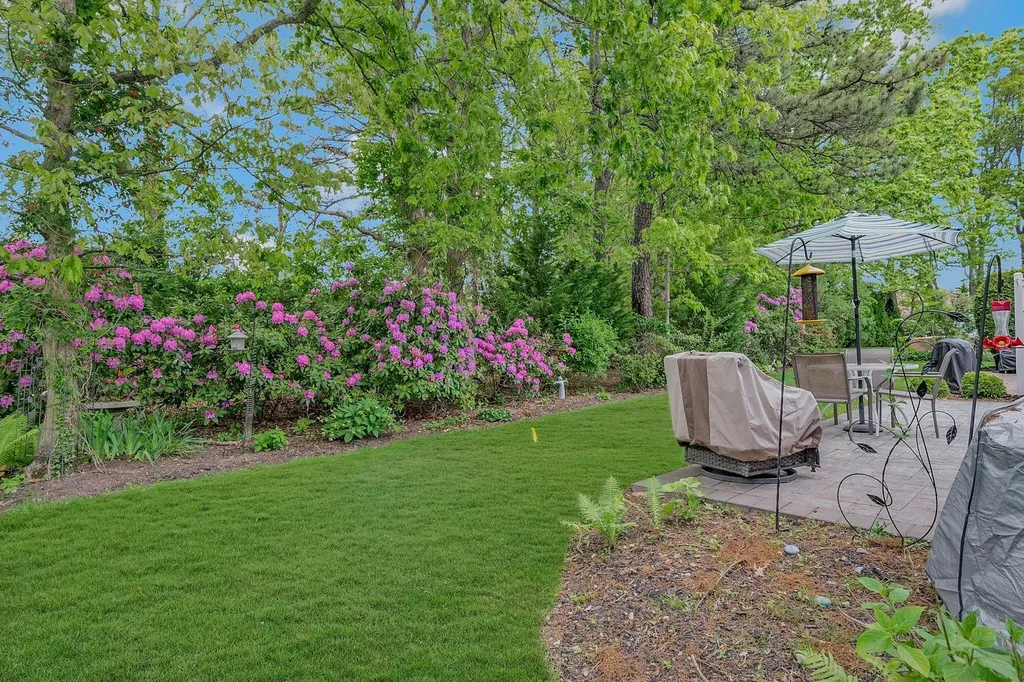 229 Glen Drive Ridge NY 11961