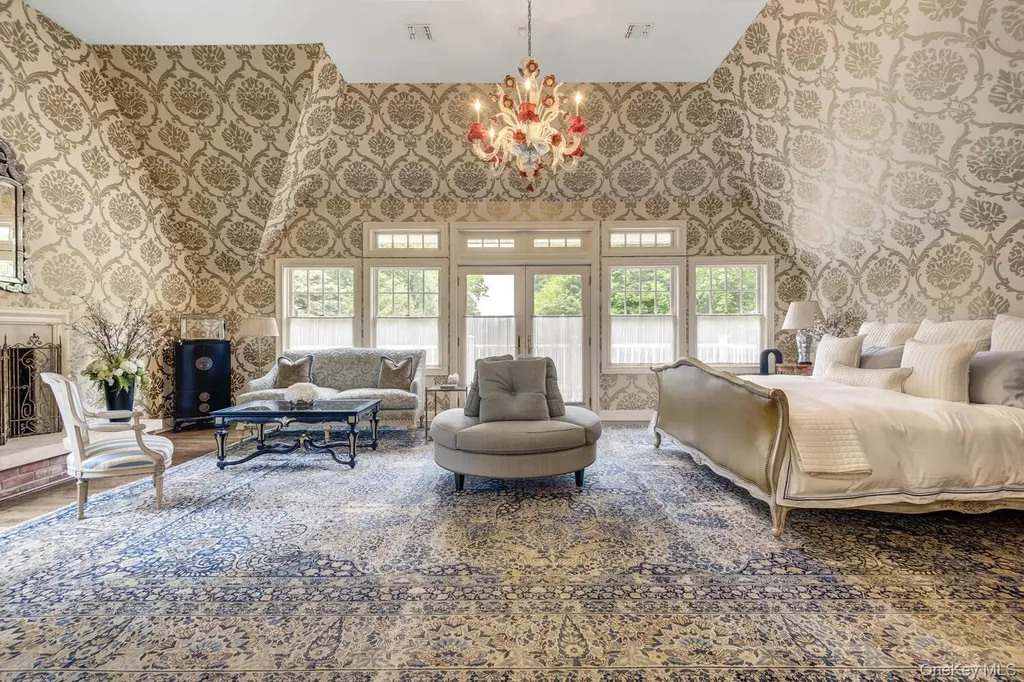 7 Cedar Lane Glen Cove NY 11542