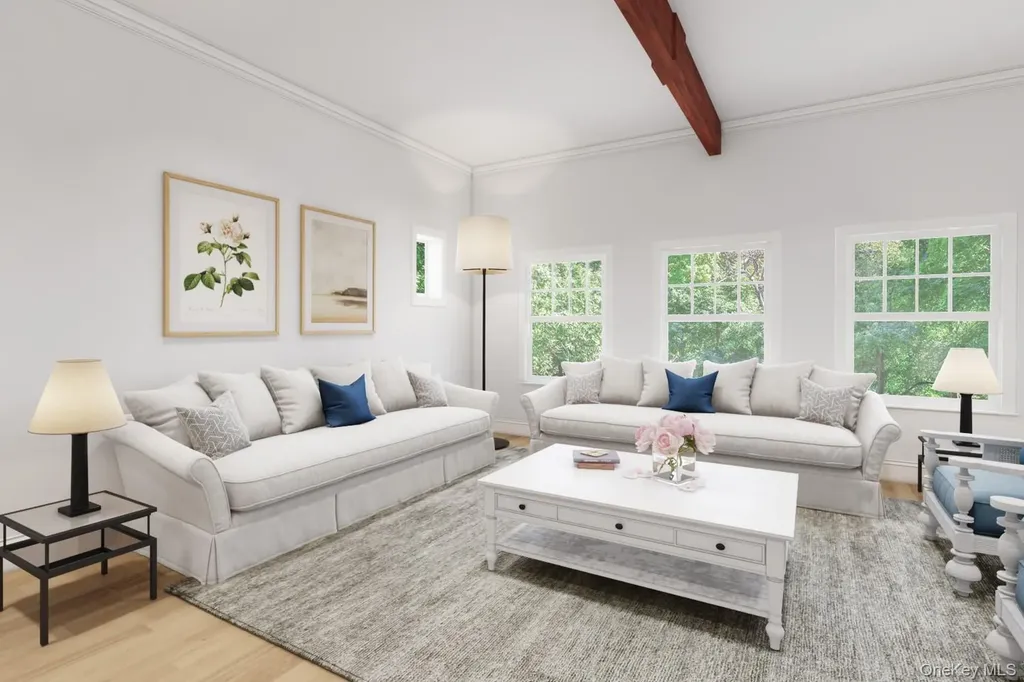 7 Cedar Lane Glen Cove NY 11542