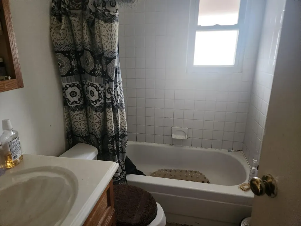 582 Hendrix Street Brooklyn NY 11207