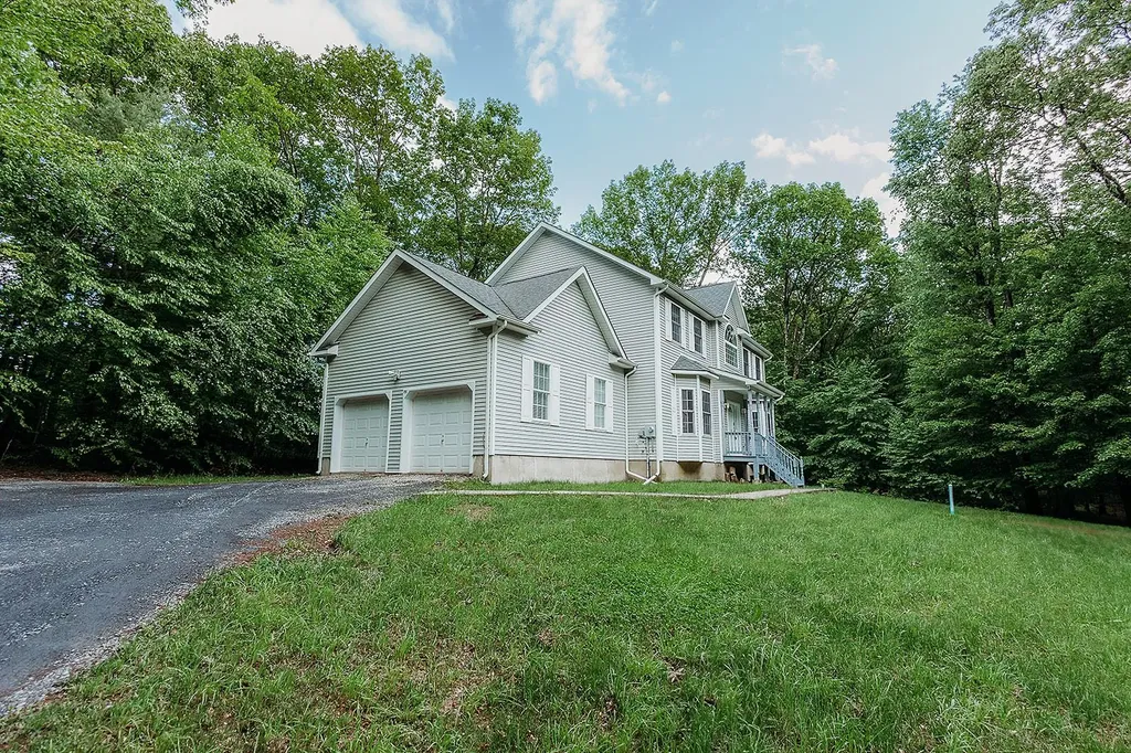 75 Morgan Way Port Jervis NY 12771