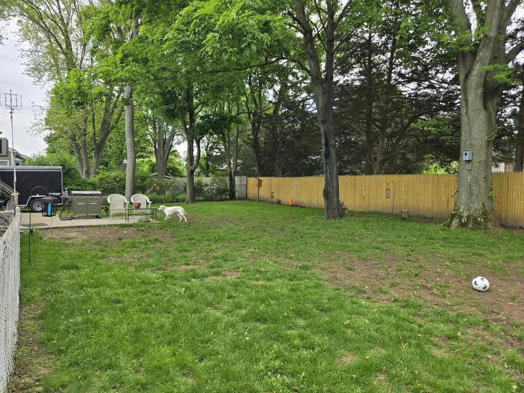 22 E Sycamore Street Central Islip NY 11722