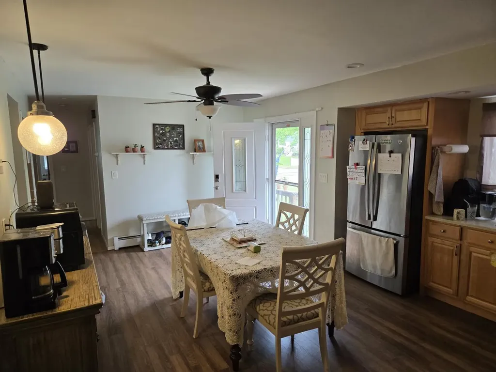 22 E Sycamore Street Central Islip NY 11722