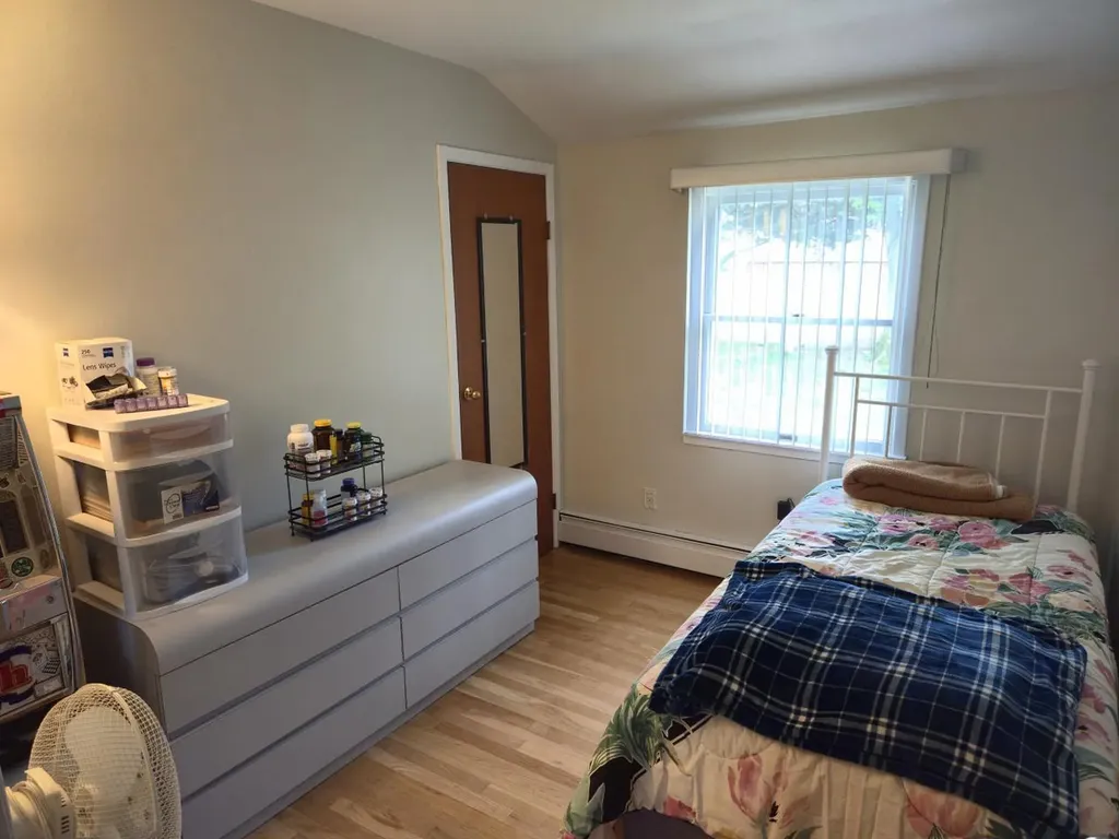 22 E Sycamore Street Central Islip NY 11722