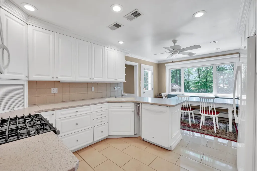 129 Constitution Drive Orangeburg NY 10962