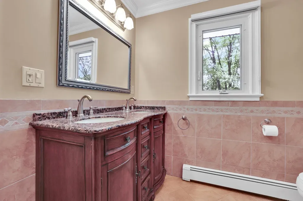 129 Constitution Drive Orangeburg NY 10962