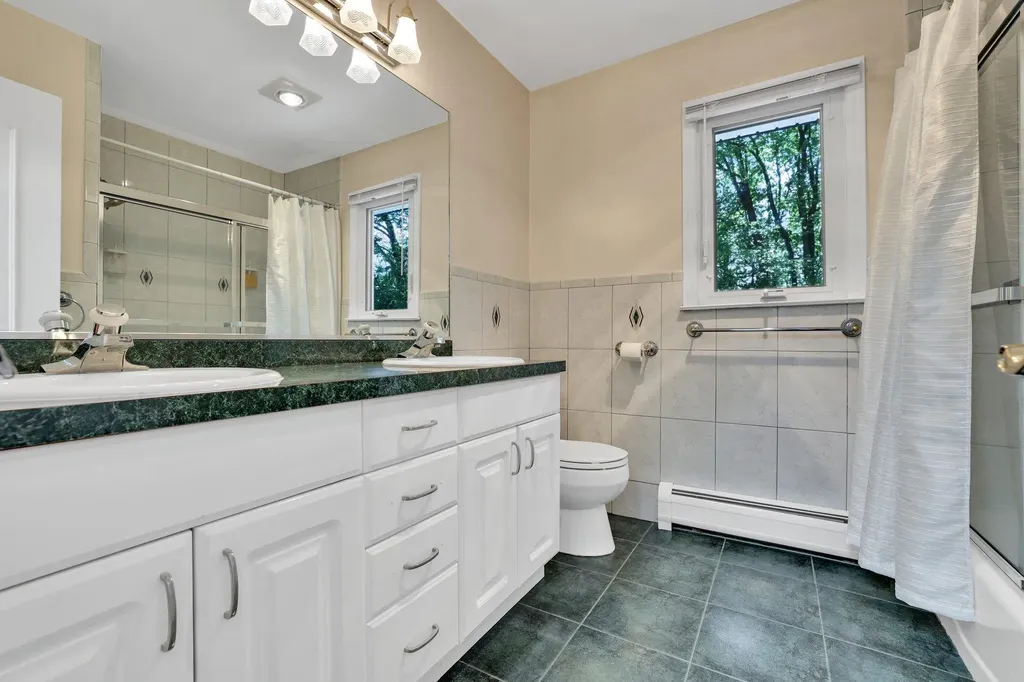 129 Constitution Drive Orangeburg NY 10962