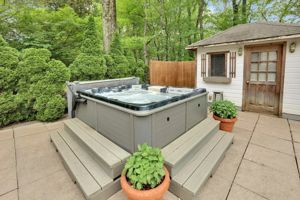 129 Constitution Drive Orangeburg NY 10962