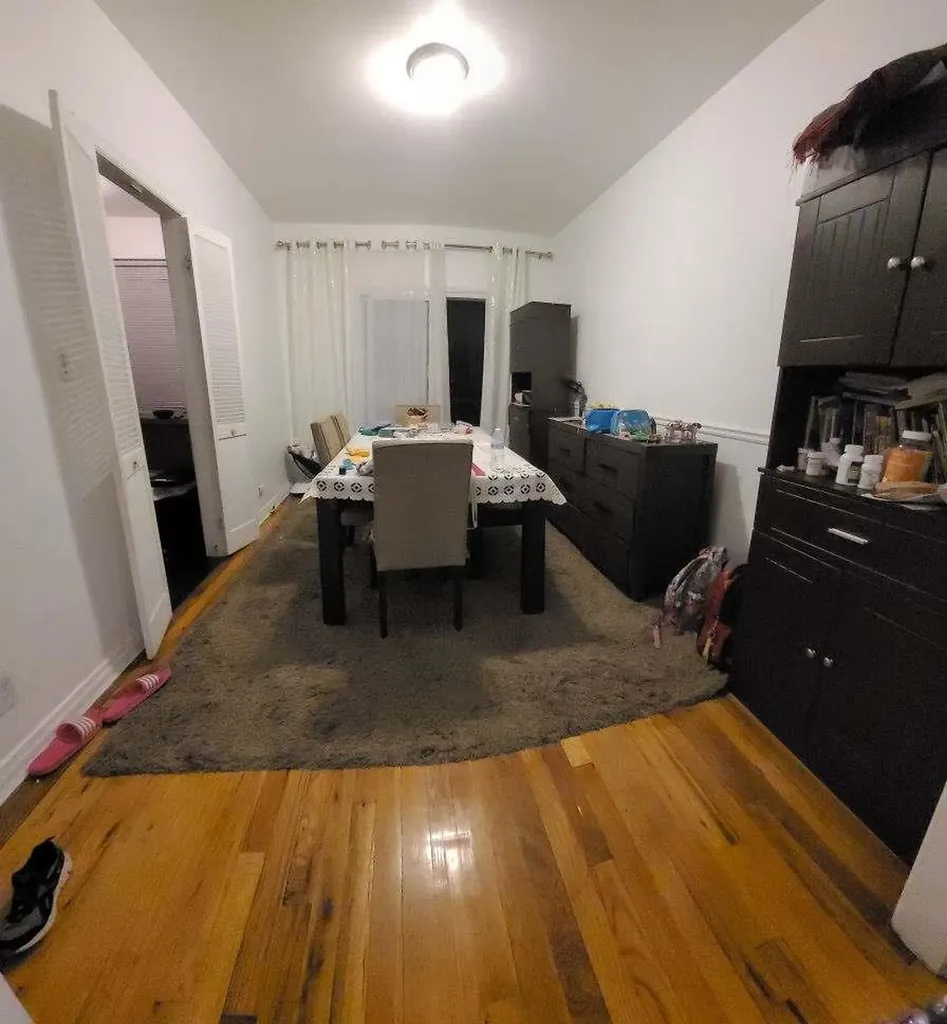 58-33 150 Street Flushing NY 11355