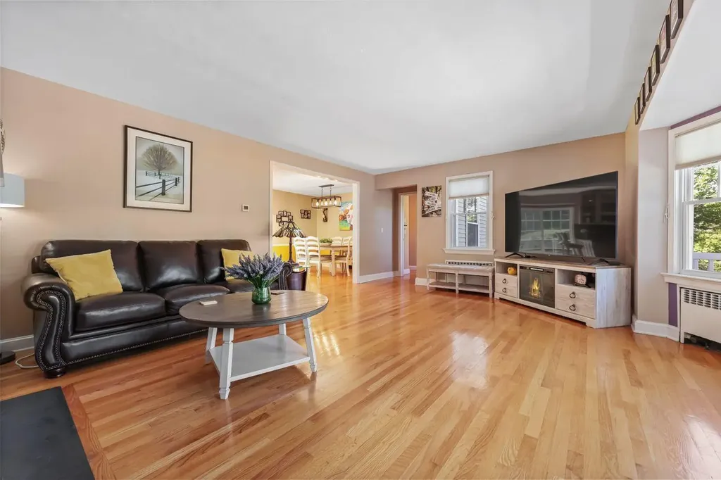 21 Mount Hope Road Mahopac NY 10541