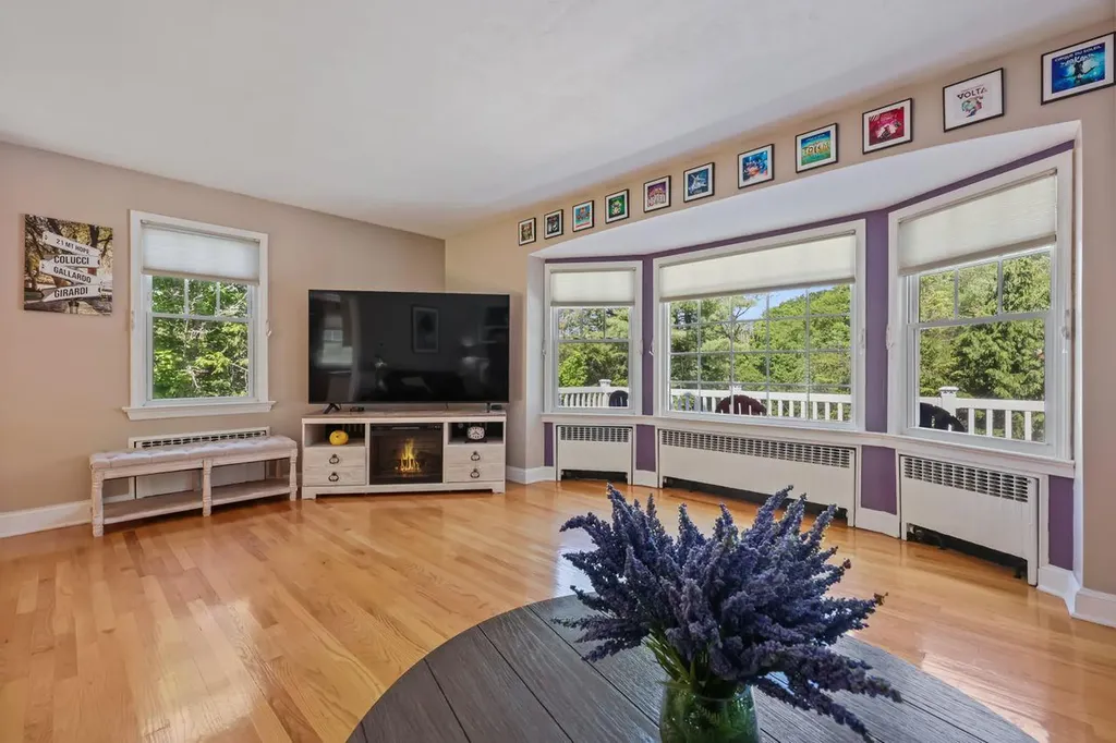 21 Mount Hope Road Mahopac NY 10541