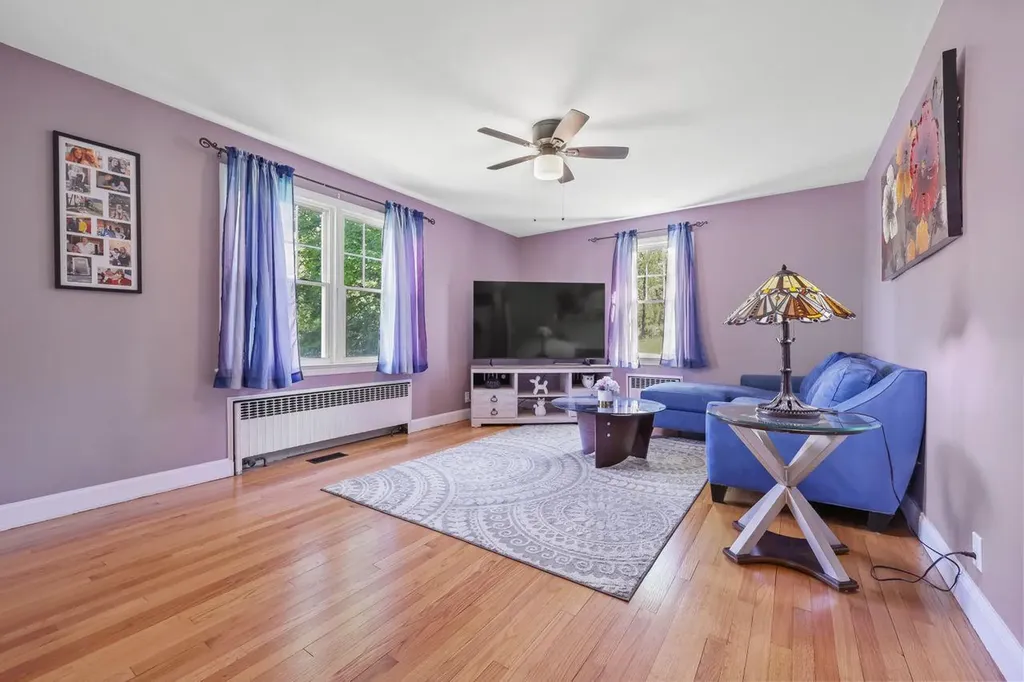 21 Mount Hope Road Mahopac NY 10541