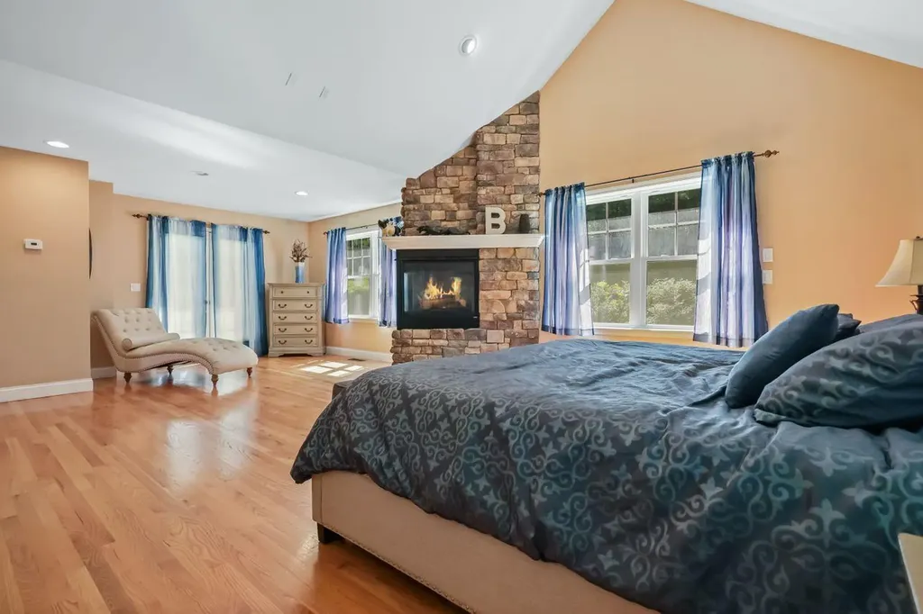 21 Mount Hope Road Mahopac NY 10541