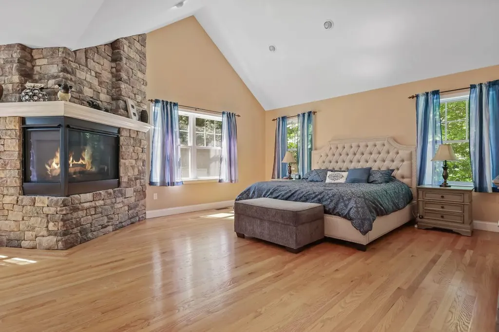 21 Mount Hope Road Mahopac NY 10541