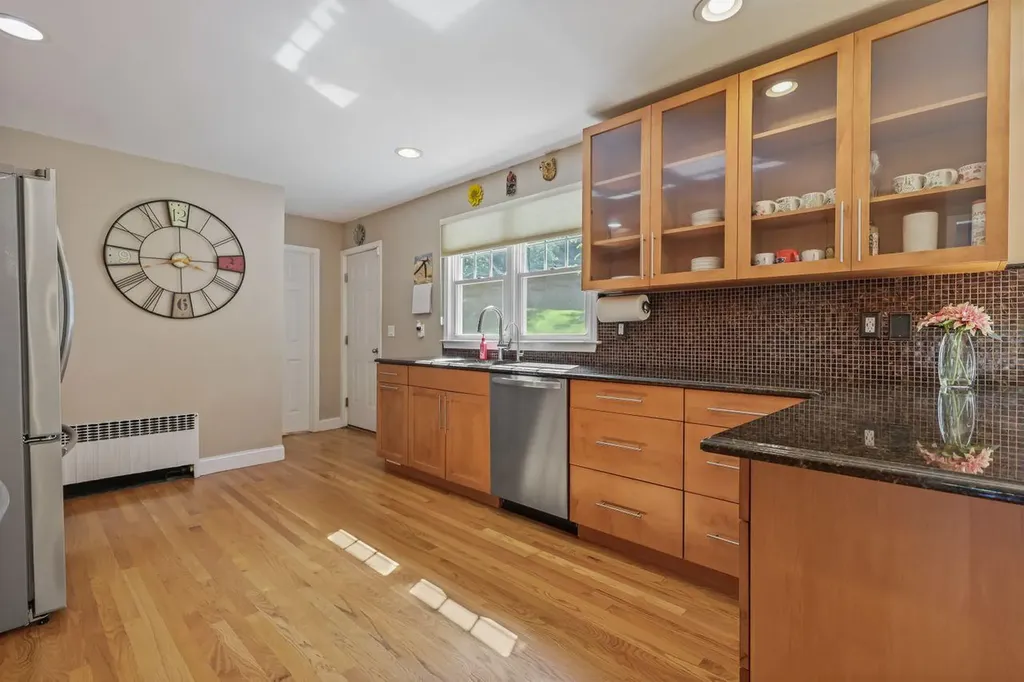 21 Mount Hope Road Mahopac NY 10541