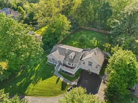 21 Mount Hope Road Mahopac NY 10541
