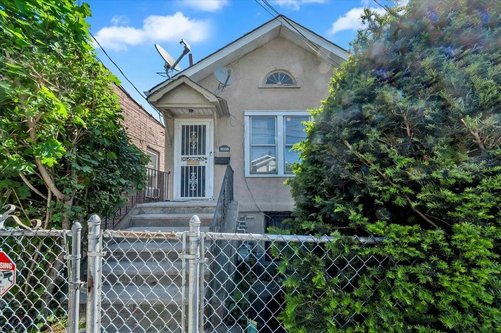 3038 Tiemann Avenue Bronx NY 10469