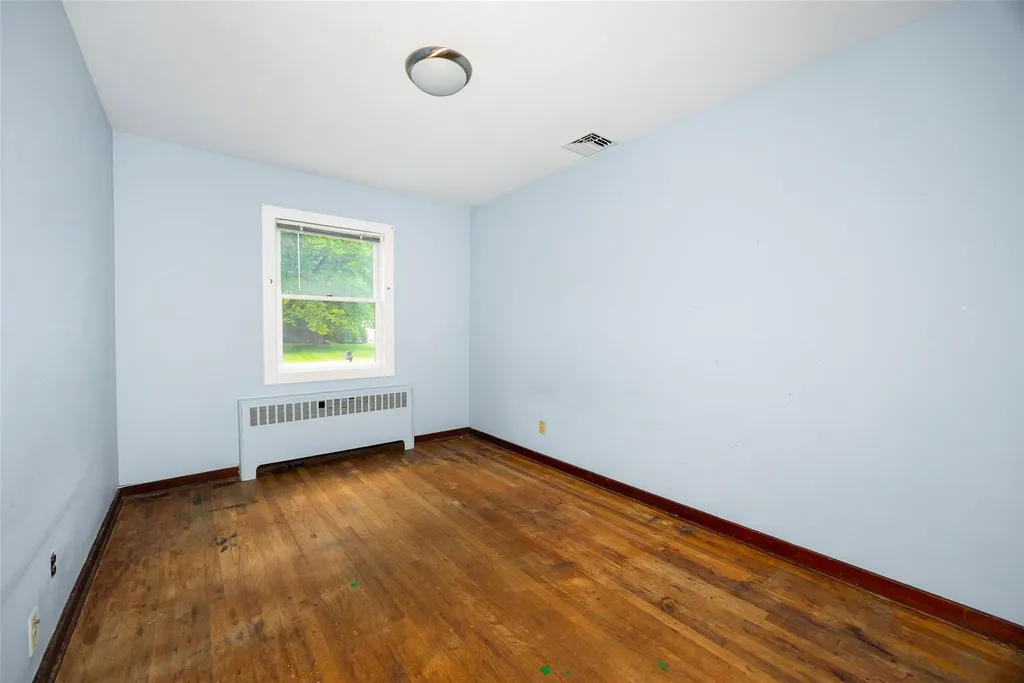 16 Carmen Drive Poughkeepsie NY 12603